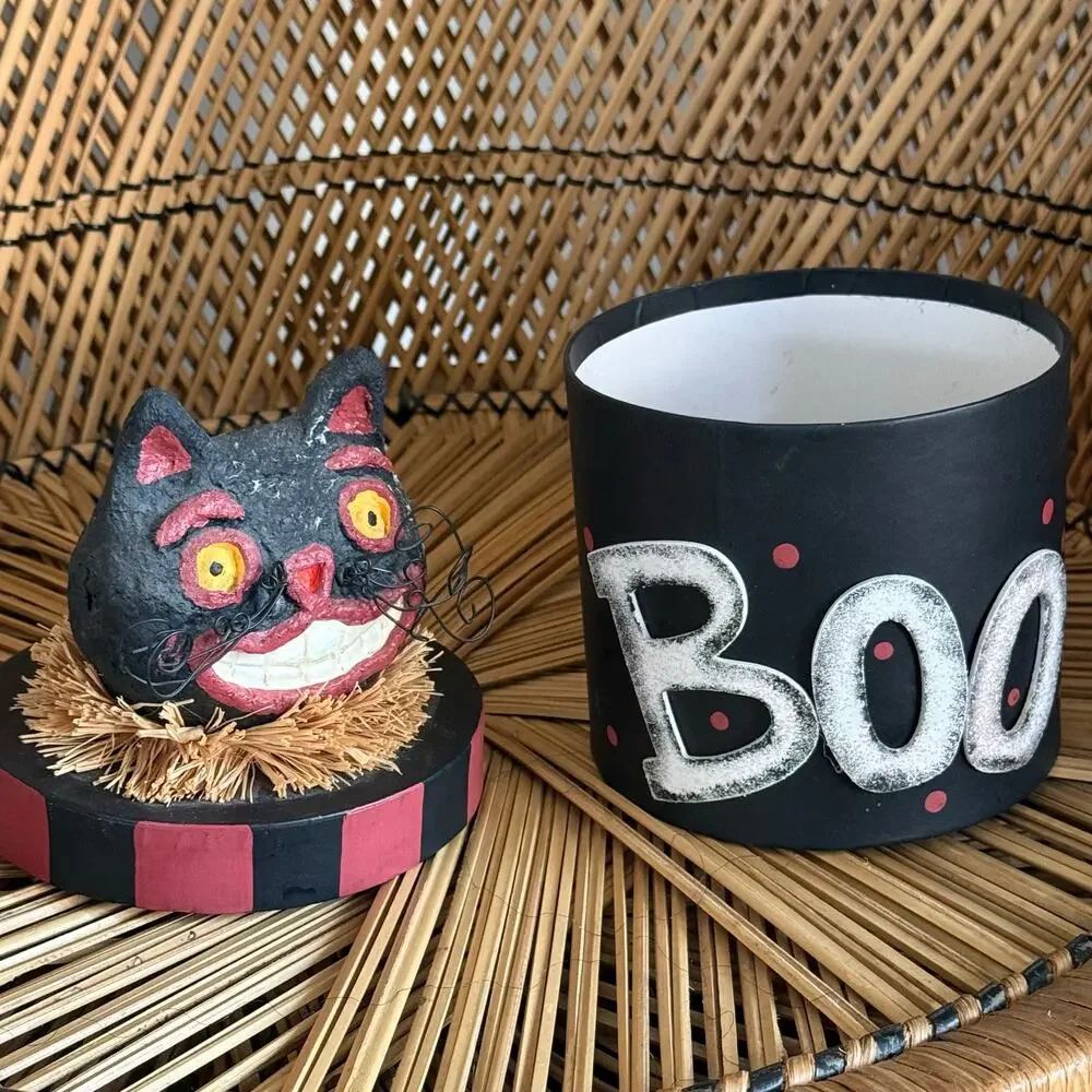 Vintage Style Paper Mache round box with black cat head 